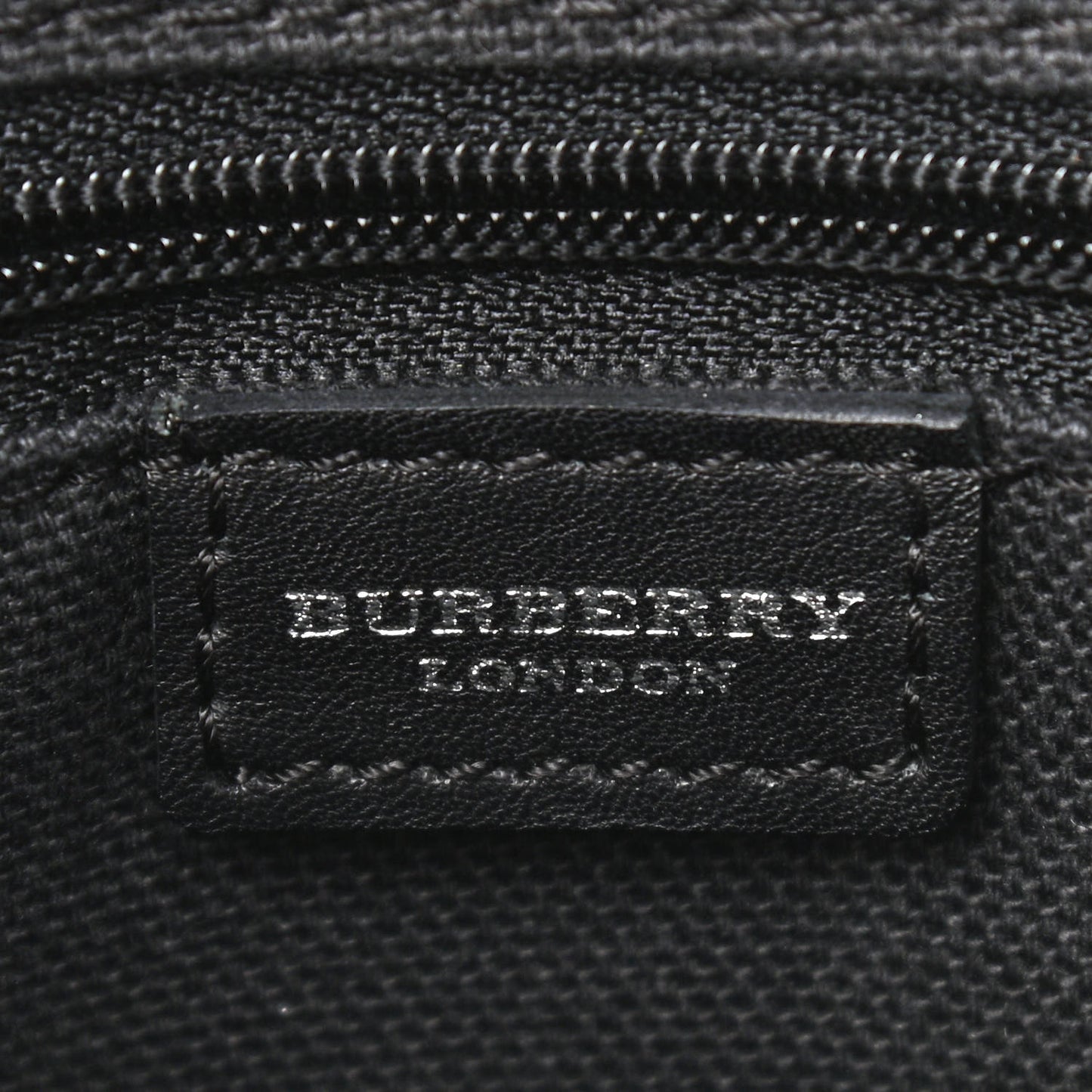 House Check Tote Black