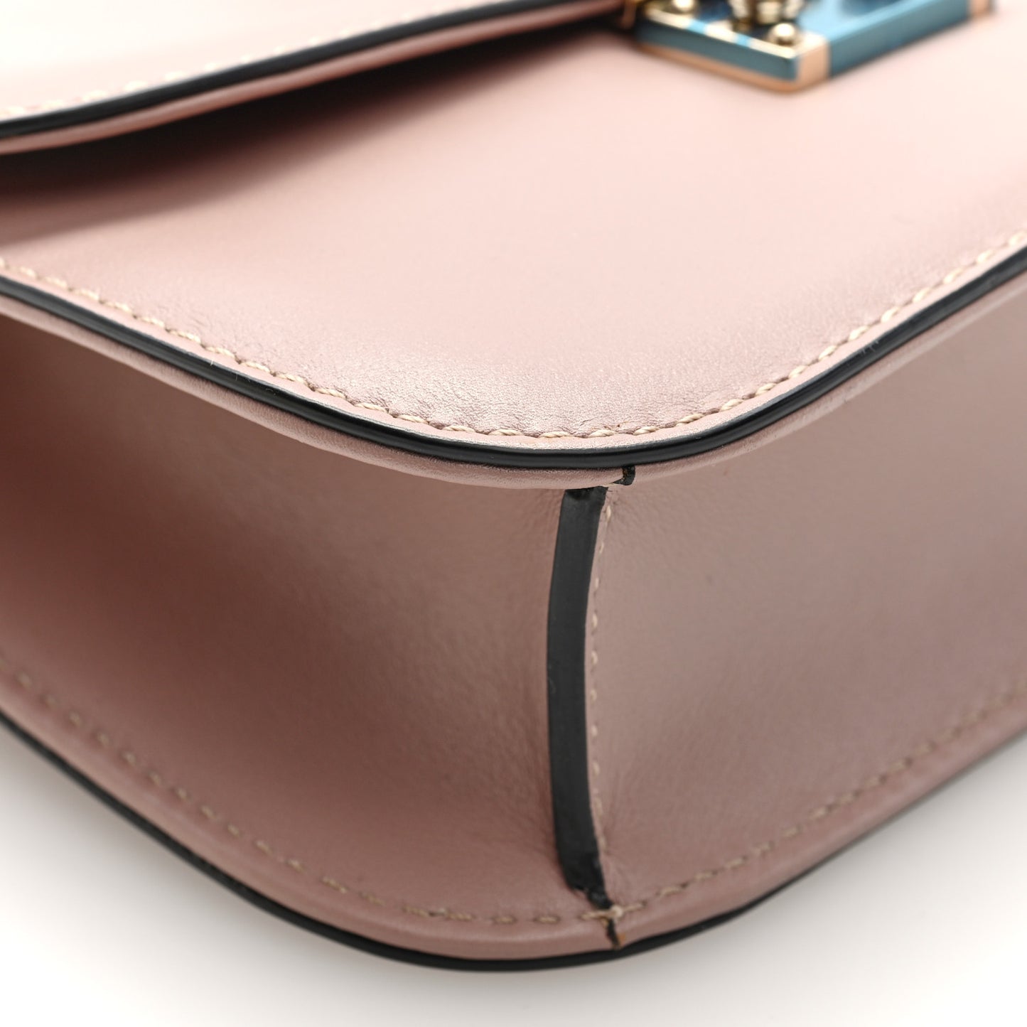 Vitello Small Glam Lock Rockstud Flap Poudre