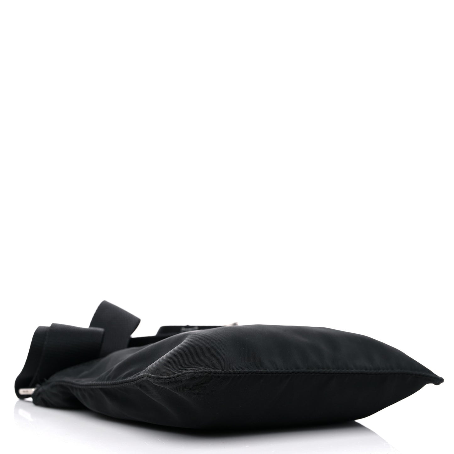 Nylon Flat Messenger Bag Black