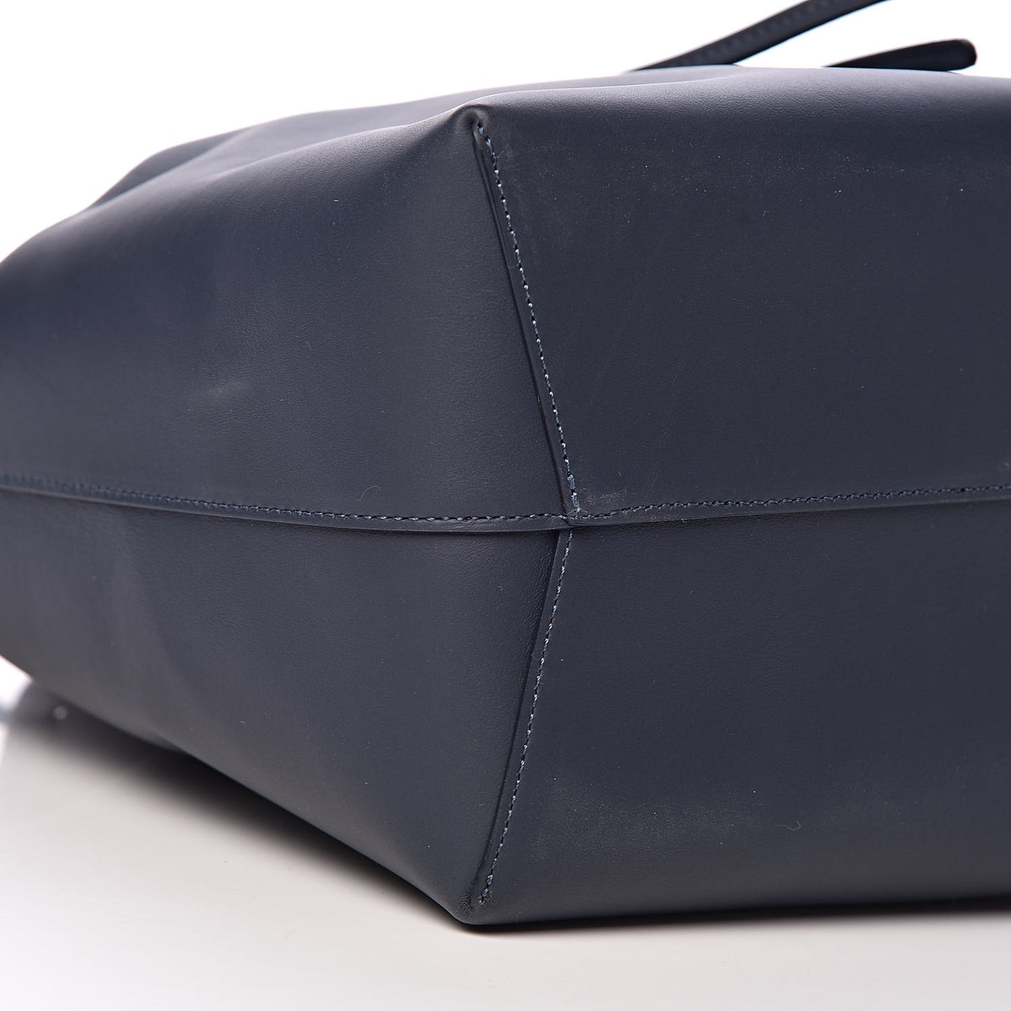 Calfskin Bucket Bag Blu