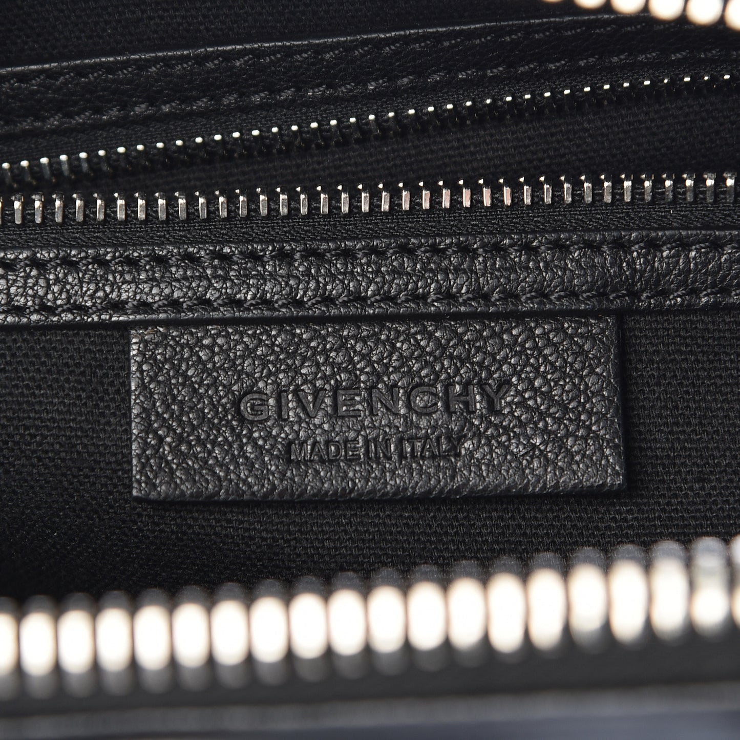 Sugar Goatskin Small Antigona Black