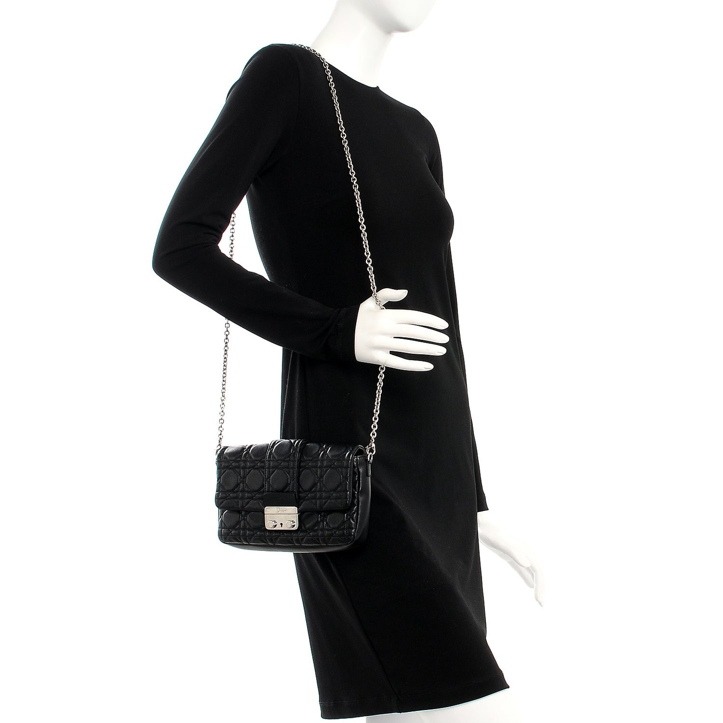 Lambskin Cannage New Lock Pouch Black