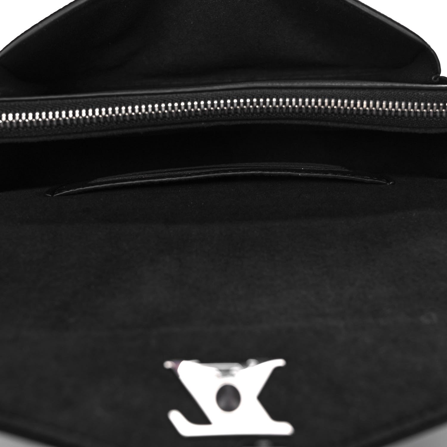 Louis Vuitton Soft Calfskin My Lockme Chain Pochette Black 5 of 8