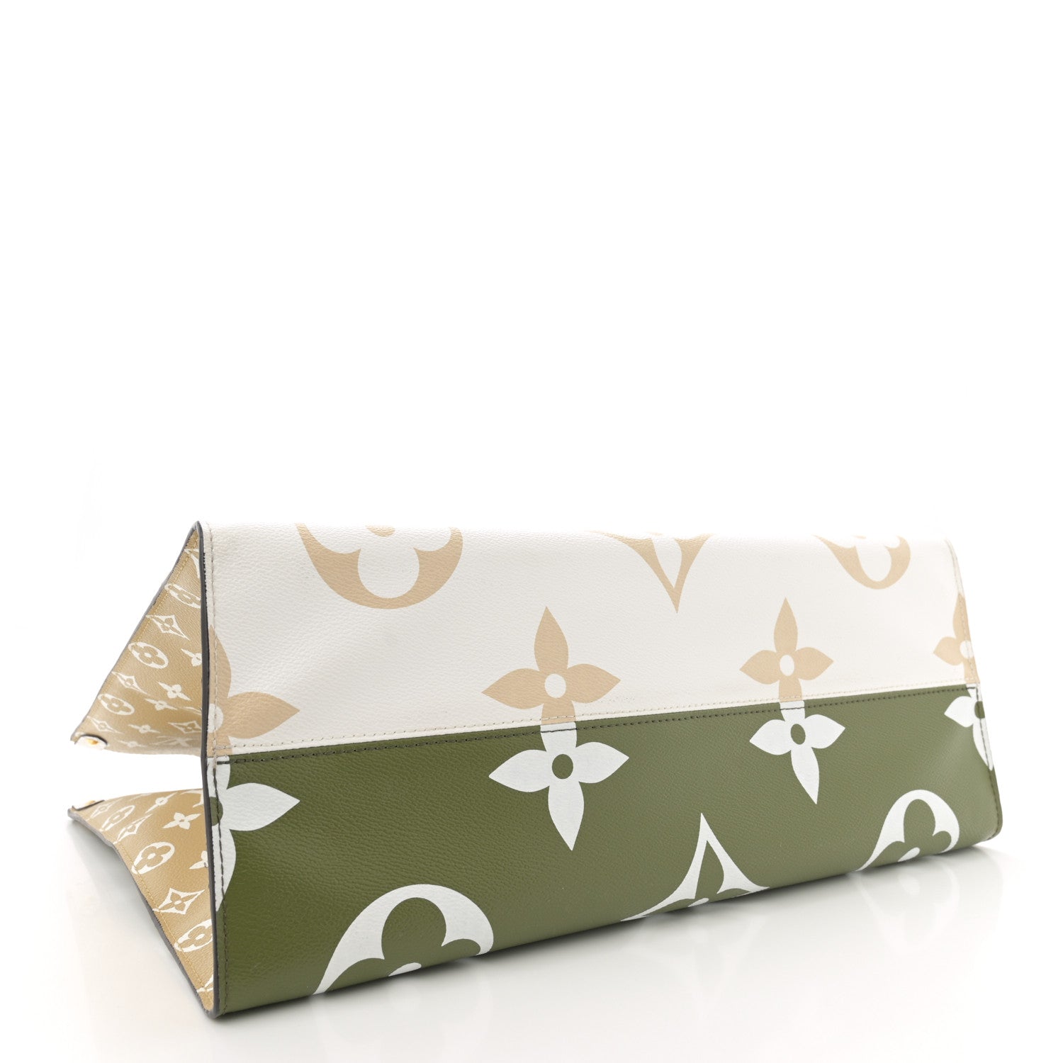 Louis Vuitton Monogram Giant Onthego GM Kaki Beige 4 of 11