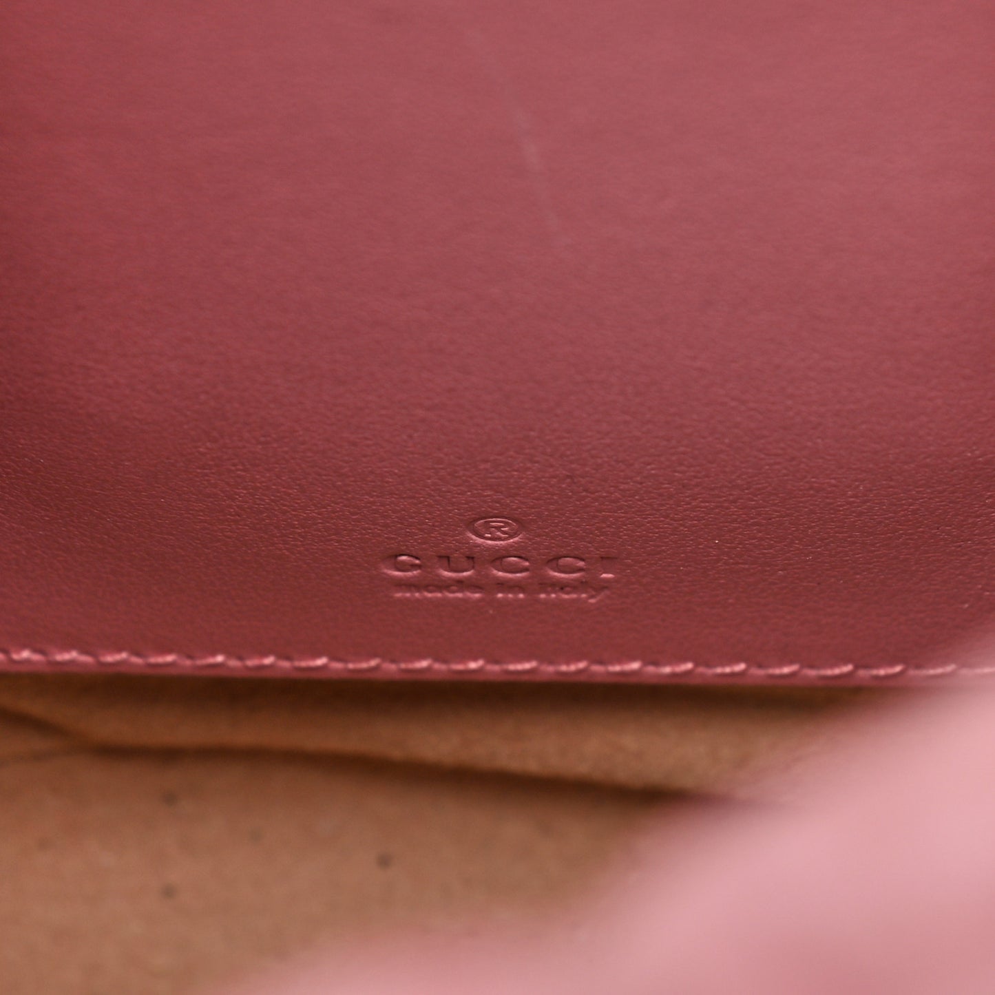Calfskin Matelasse Mini GG Marmont 2.0 Bucket Bag Wild Rose