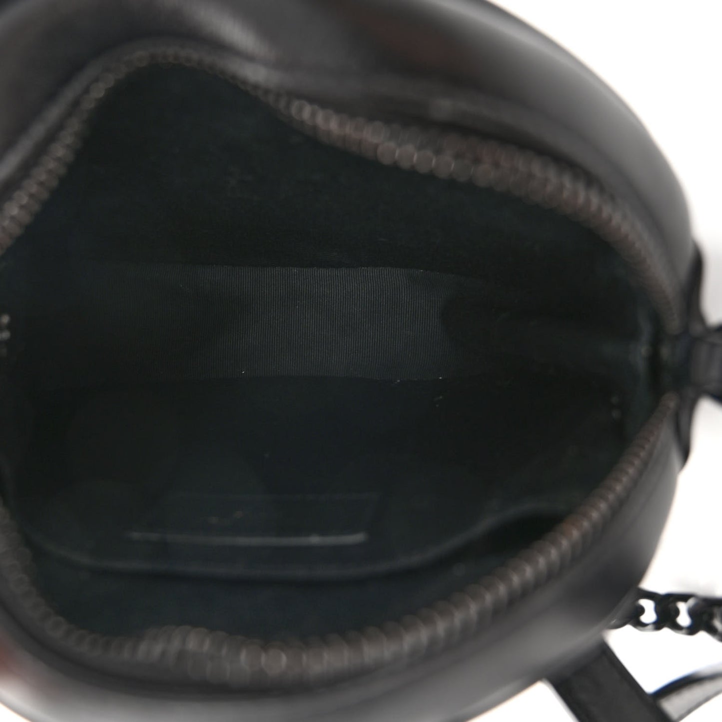 Calfskin Matelasse Chevron Round Vinyle Camera Bag Black