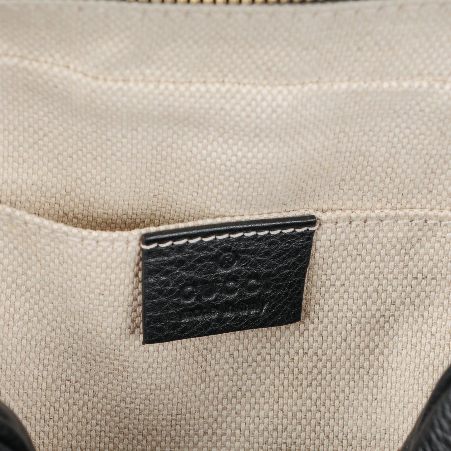 Pebbled Calfskin Small Soho Disco Bag Black