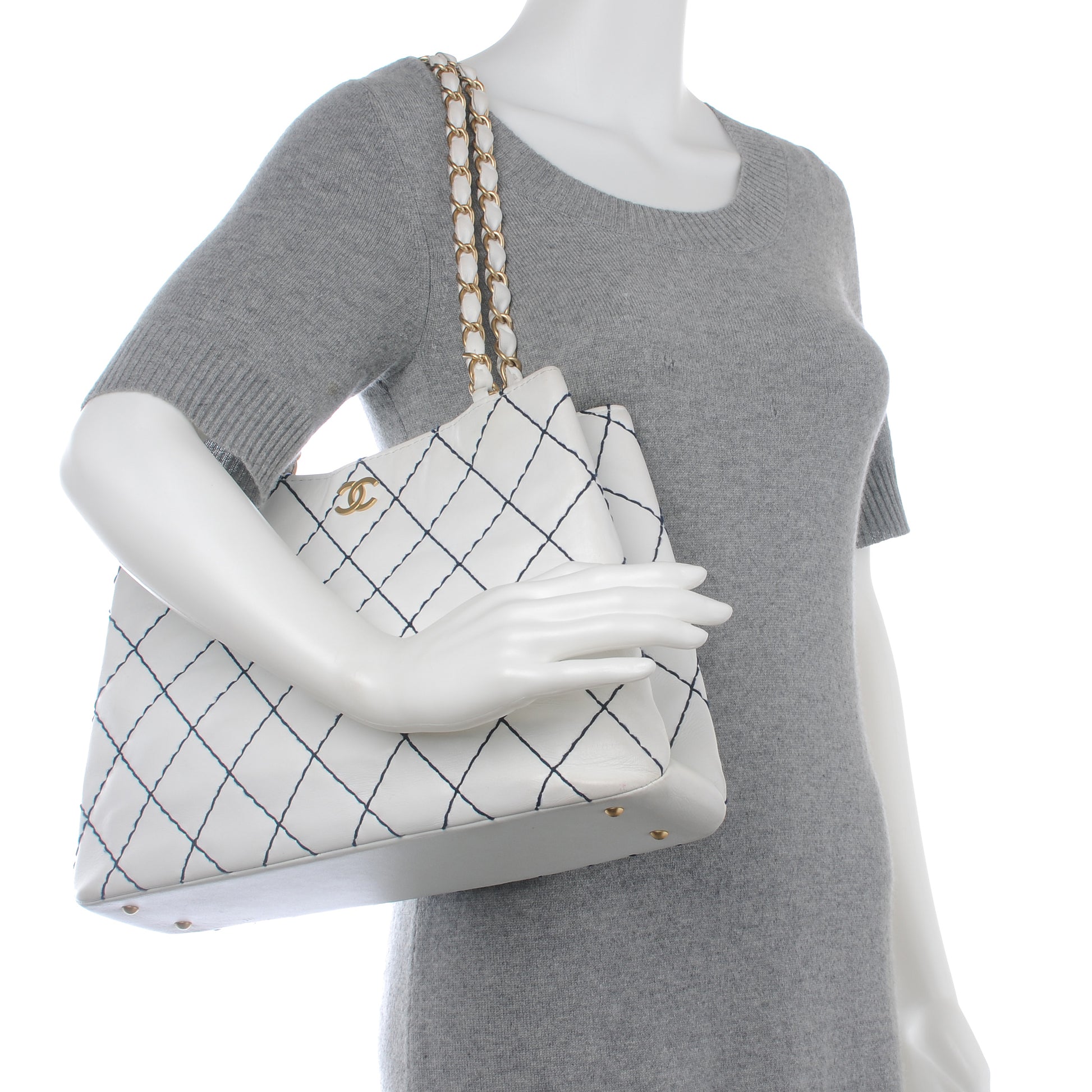 Chanel Leather Contrast Stitch Surpique Shoulder Bag White 2 of 9