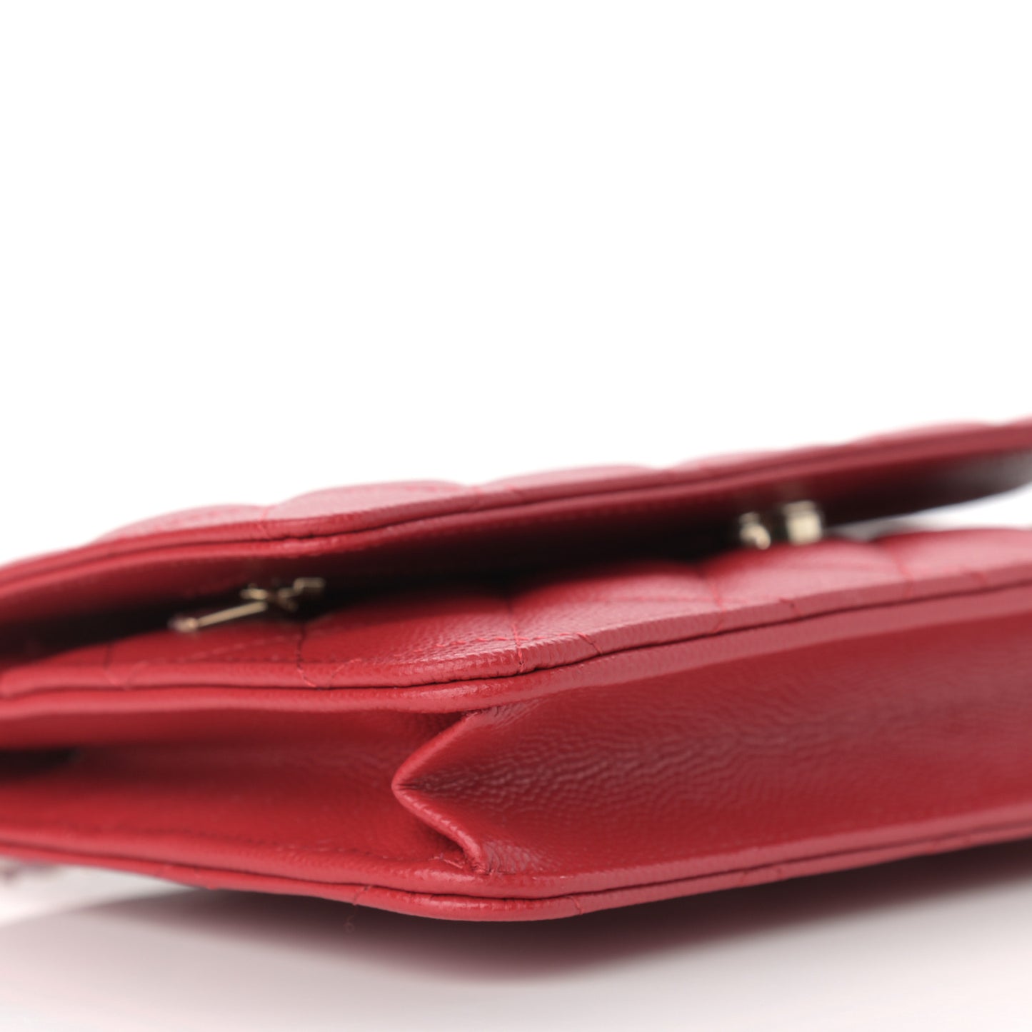 Caviar Quilted Wallet On Chain WOC Red