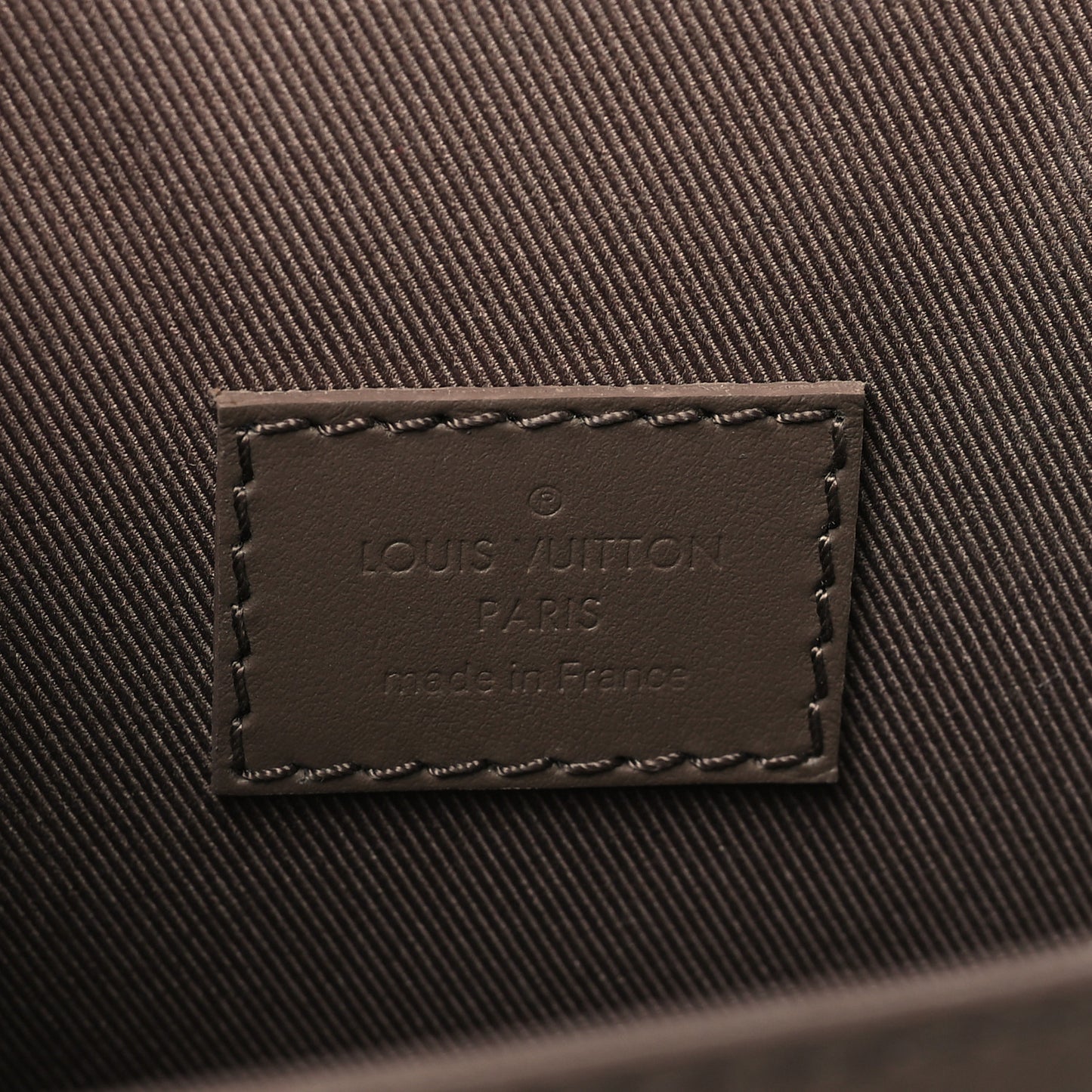 Calfskin Aerogram Fastline Wearable Wallet Moka Brown