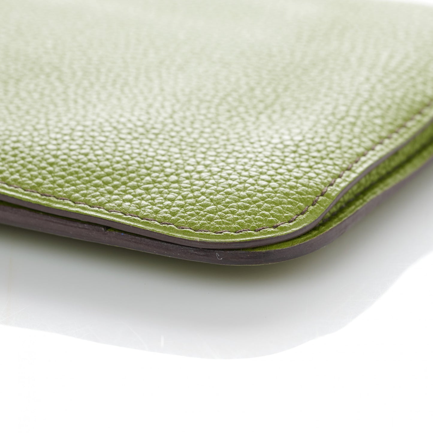 Togo Dogon Duo Wallet Vert Anis