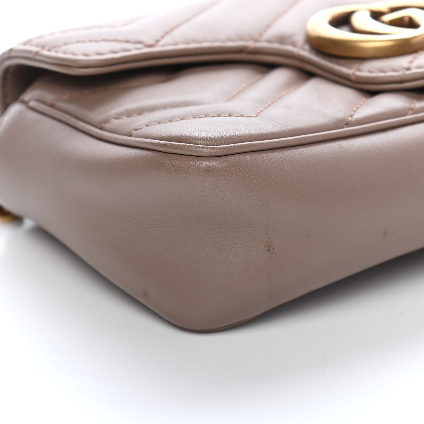 Calfskin Matelasse Super Mini GG Marmont Shoulder Bag Porcelain Rose
