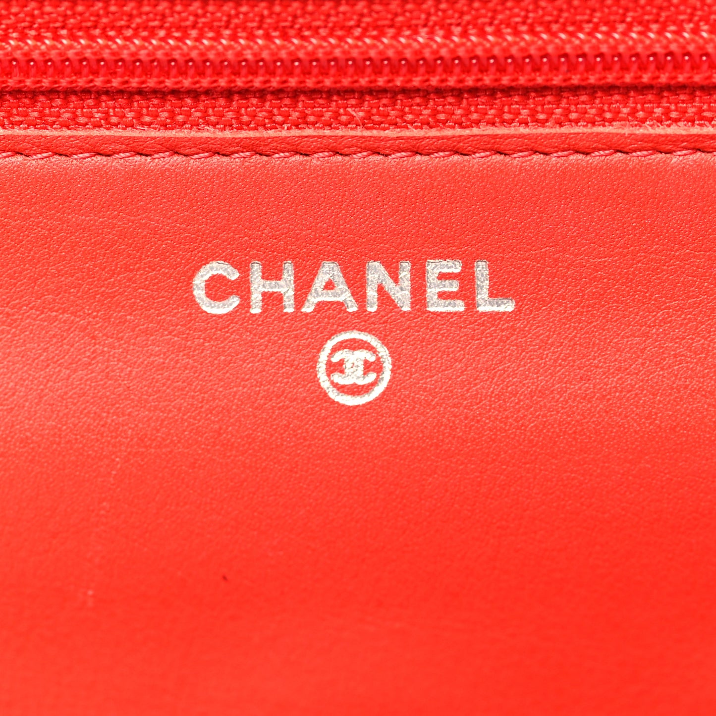 Patent Quilted Brilliant Wallet On Chain WOC Red