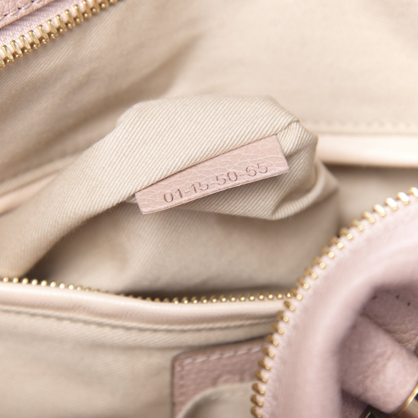 Calfskin Medium Paraty Blush Nude
