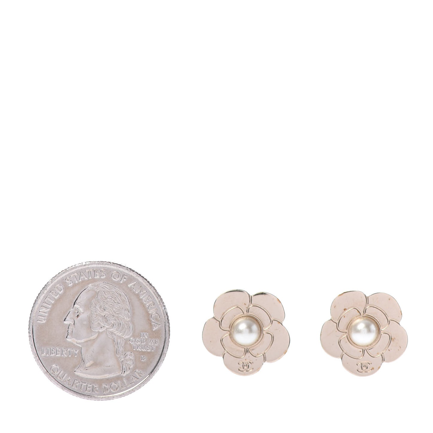 Pearl CC Camellia Earrings Gold