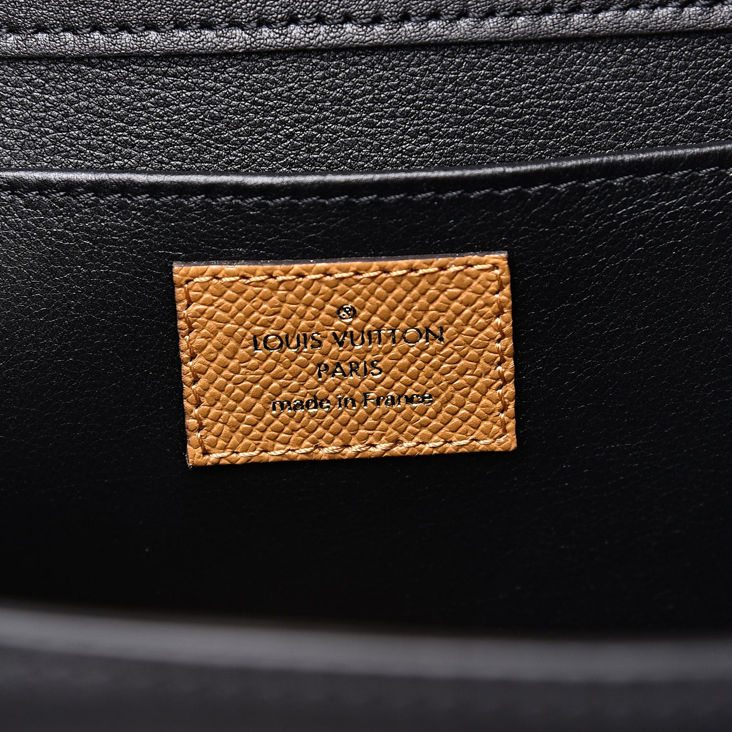 Grained Smooth Calfskin The LV Arch Cereal Black