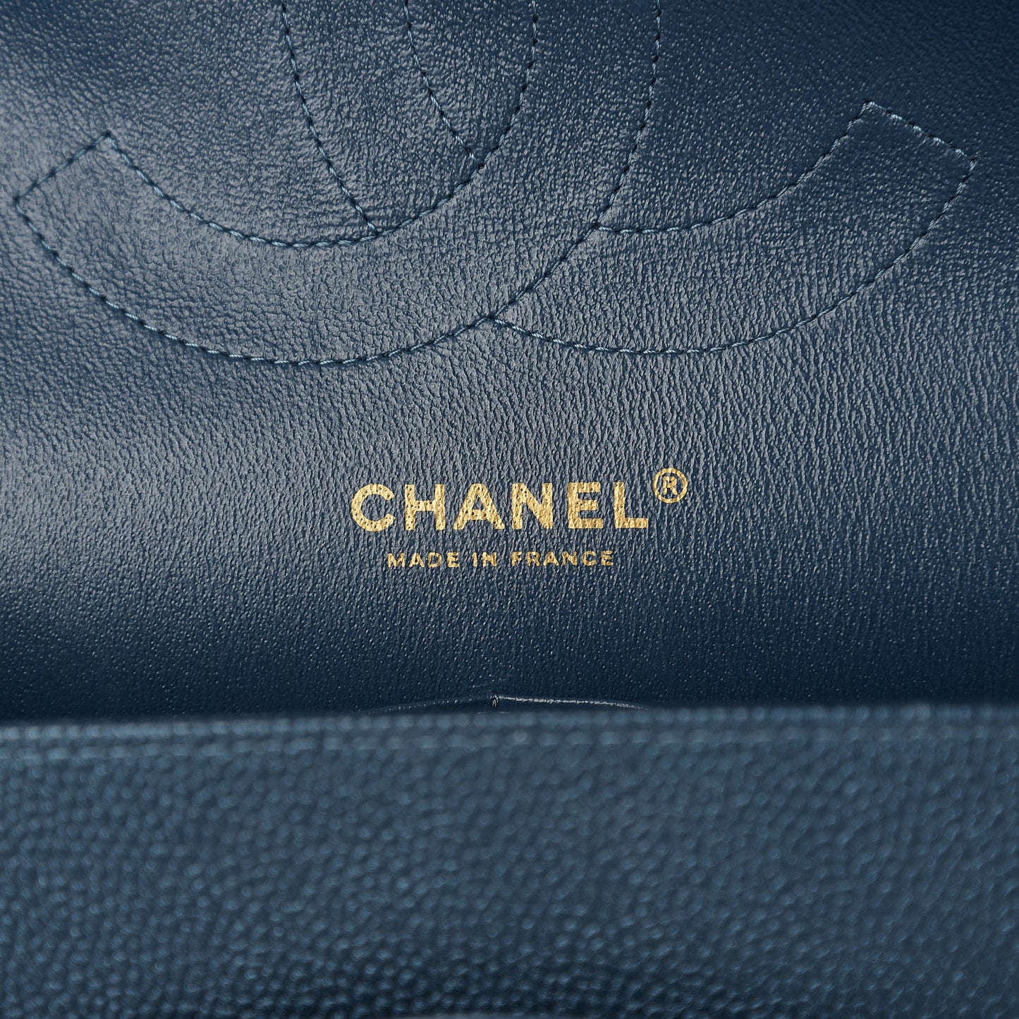 Iridescent Caviar Quilted Jumbo Double Flap Dark Blue