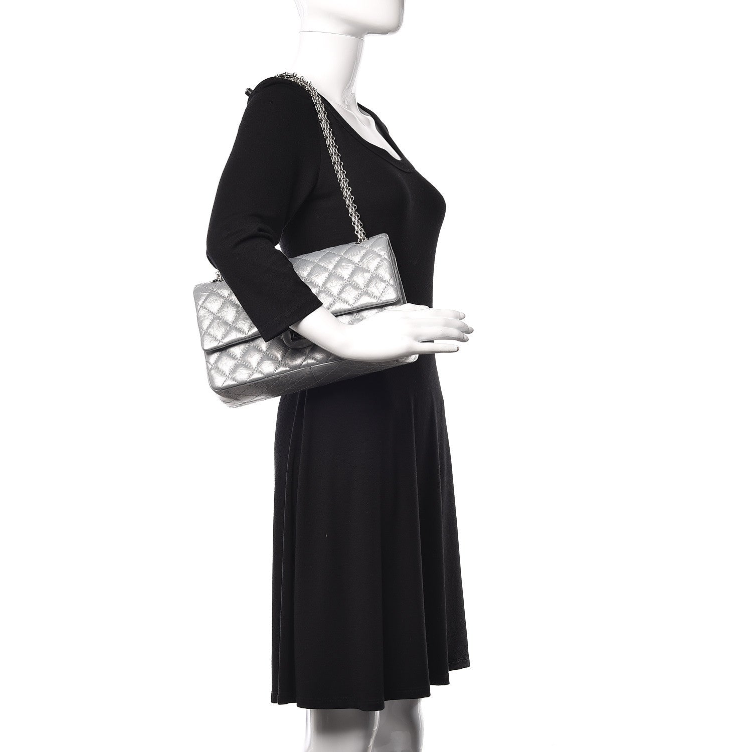 Chanel Metallic Aged Calfskin Quilted 2.55 Reissue 226 Flap Silver 2 of 11