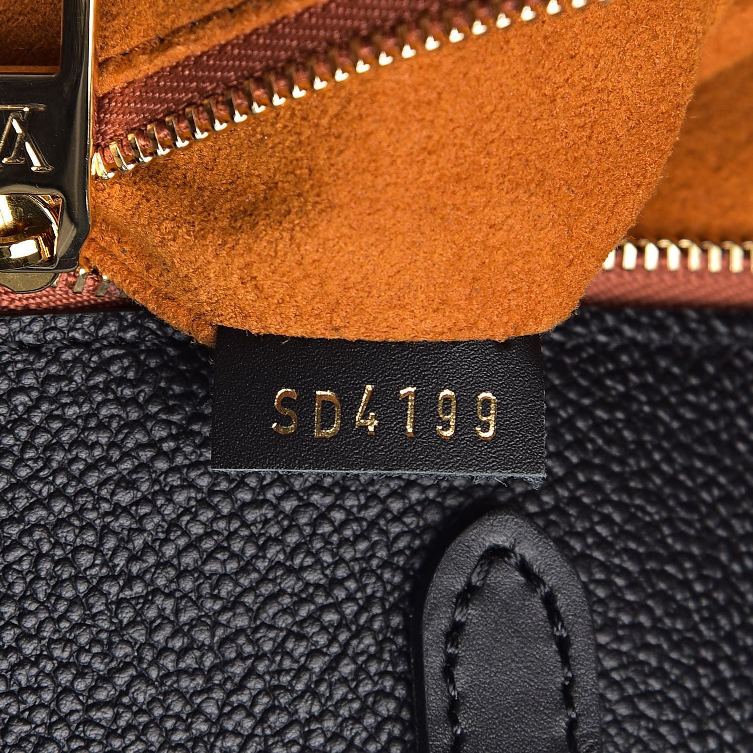 Louis Vuitton Empreinte Monogram Giant Onthego GM Black 7 of 10