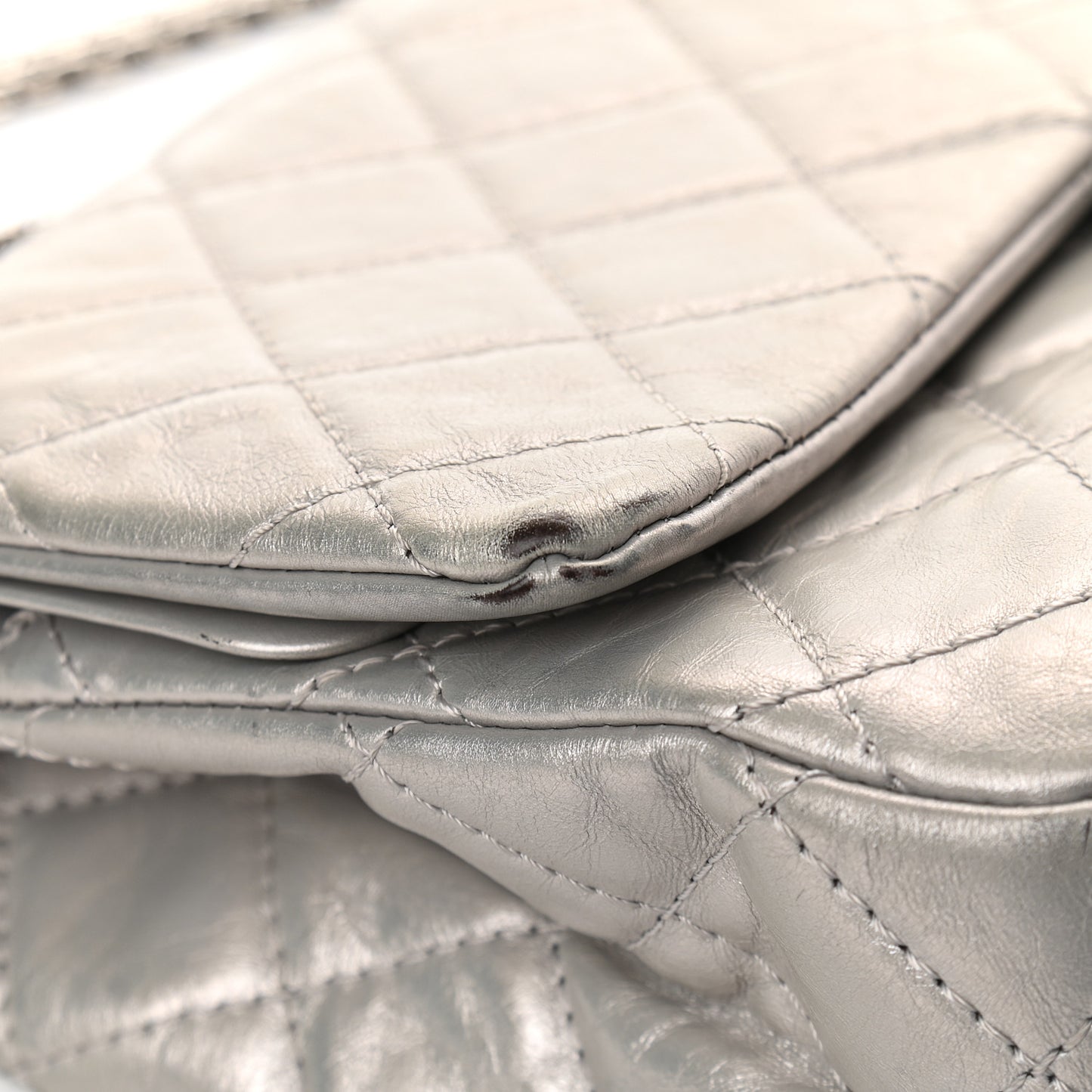 Metallic Aged Calfskin Quilted 2.55 Reissue 227 Flap Silver