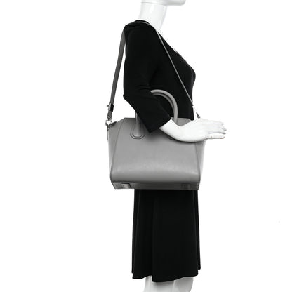 Givenchy Sugar Goatskin Small Antigona Pearl Grey 2 of 10