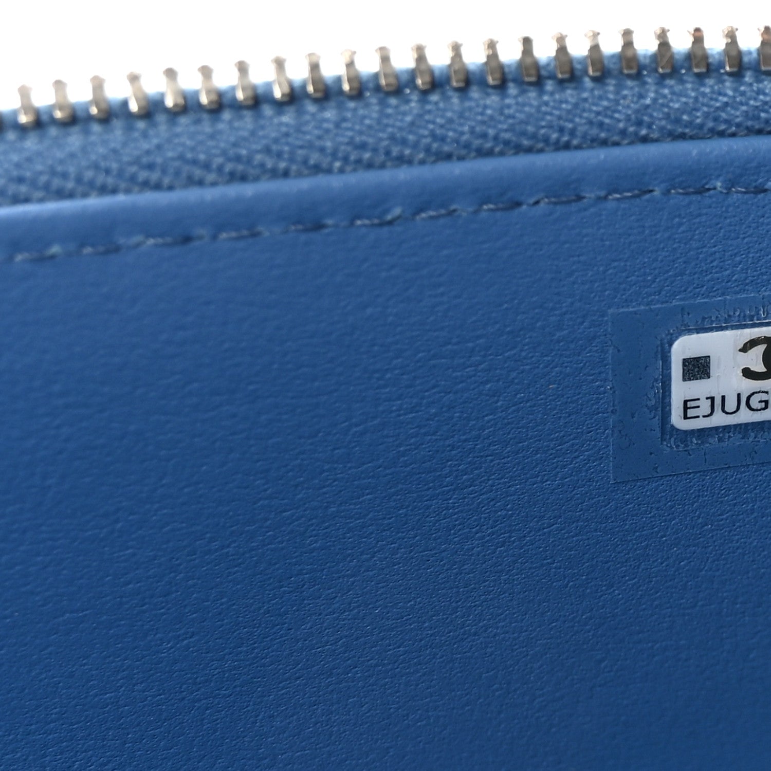 Chanel Denim Quilted Sweetheart Small Vanity Case With Chain Blue 7 of 11