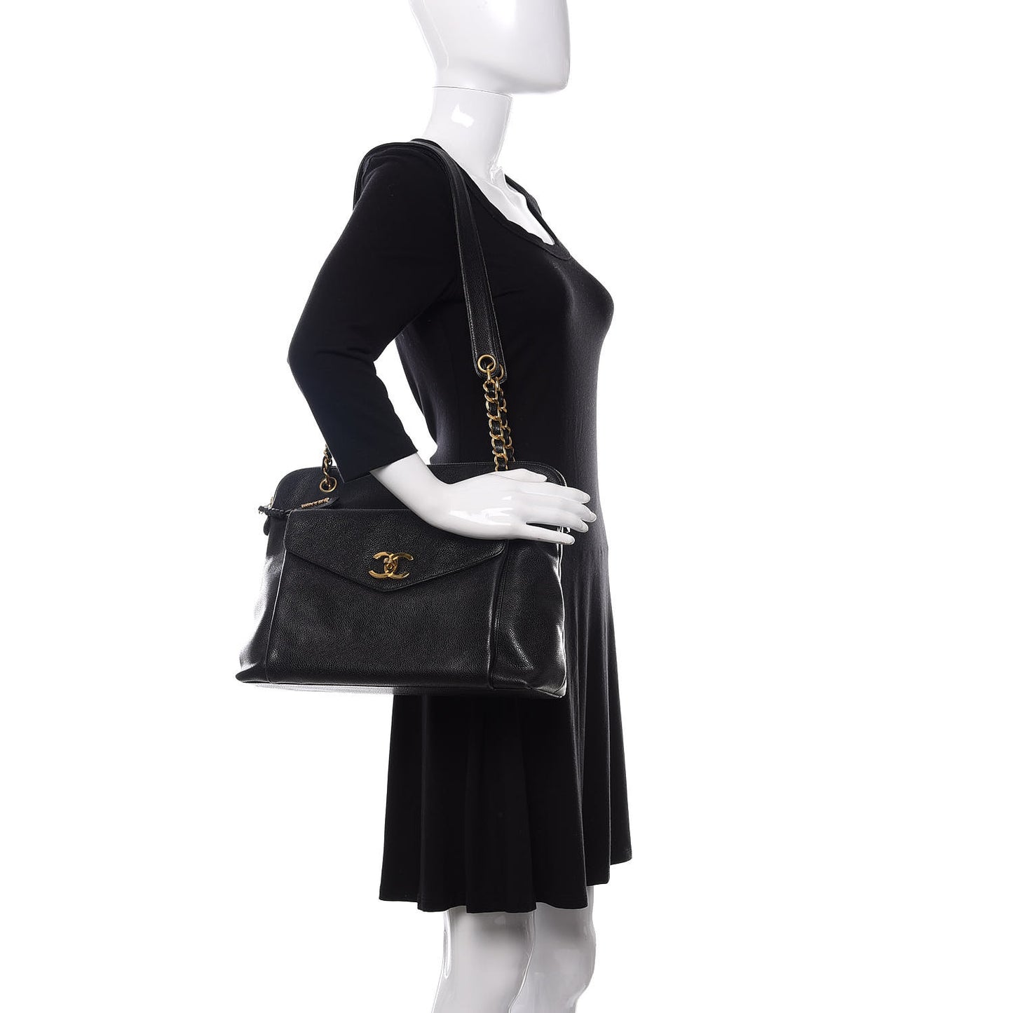 Caviar CC Shoulder Bag Black