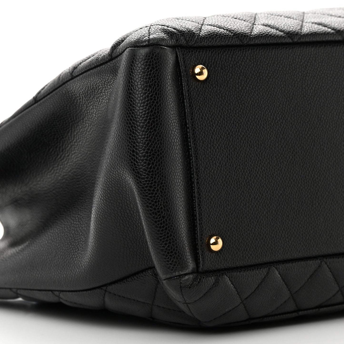 Caviar Quilted XL Grand Shopping Tote GST Black