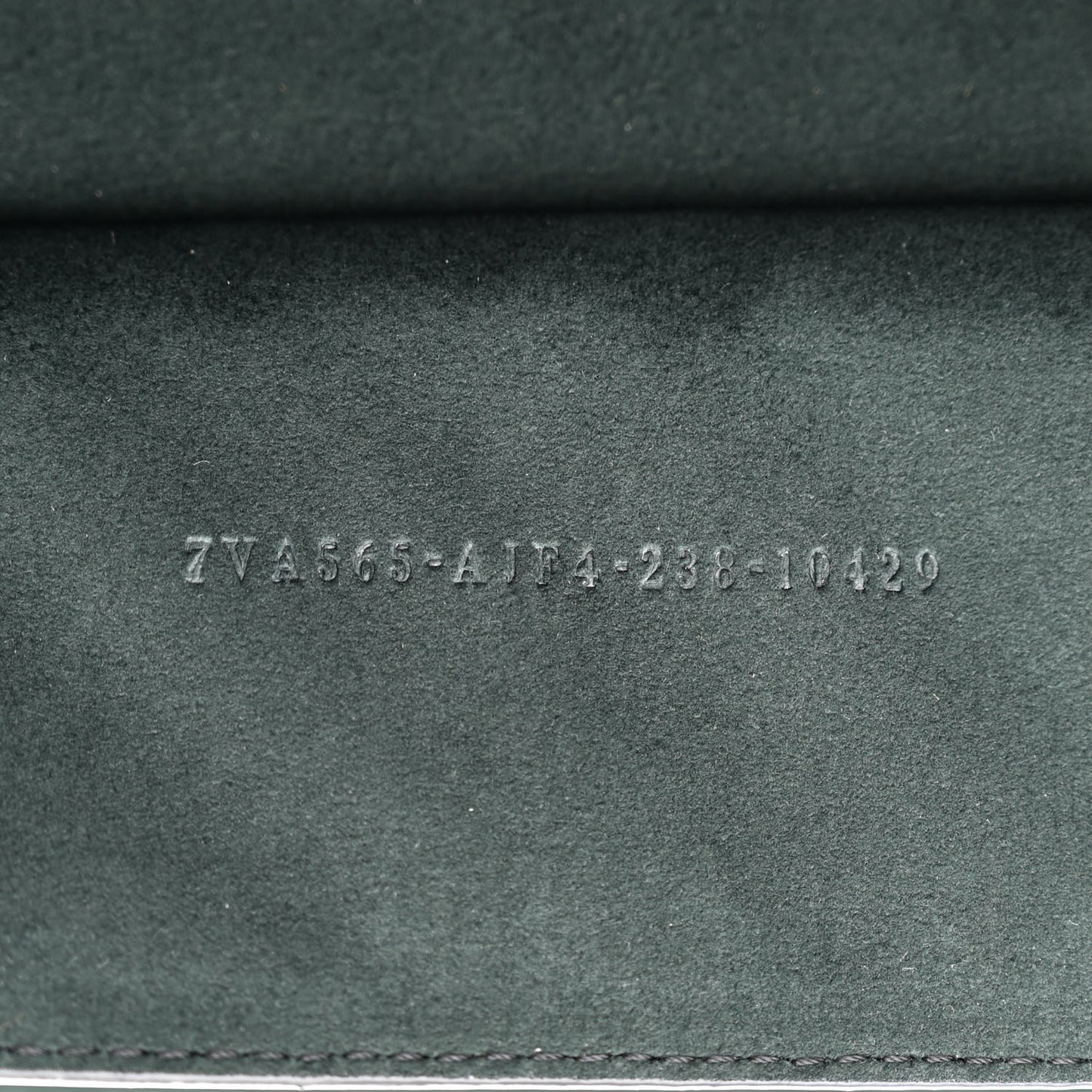 Vitello King FF Lines Embossed Baguette Soft Trunk Black