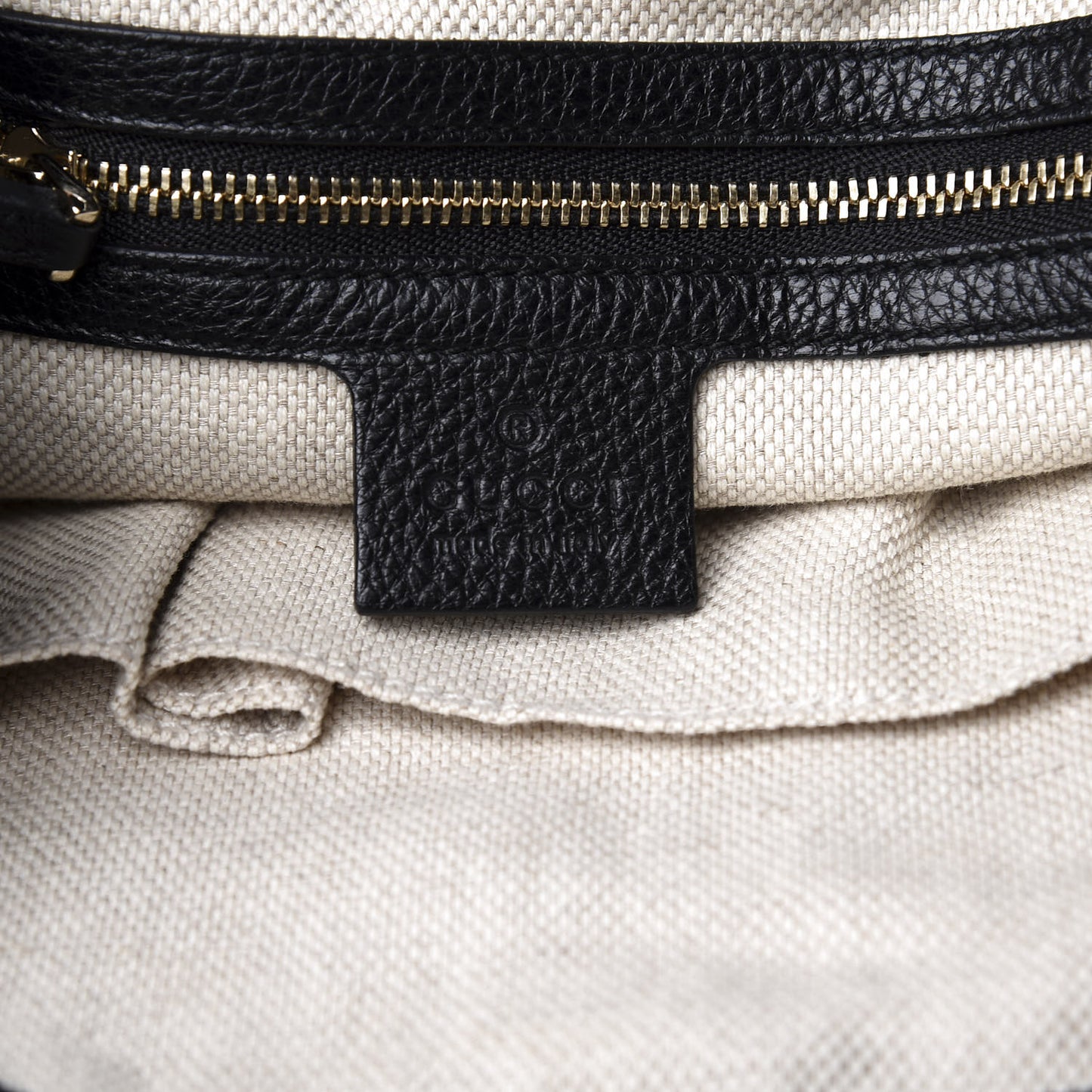 Pebbled Calfskin Medium Soho Chain Shoulder Bag Black