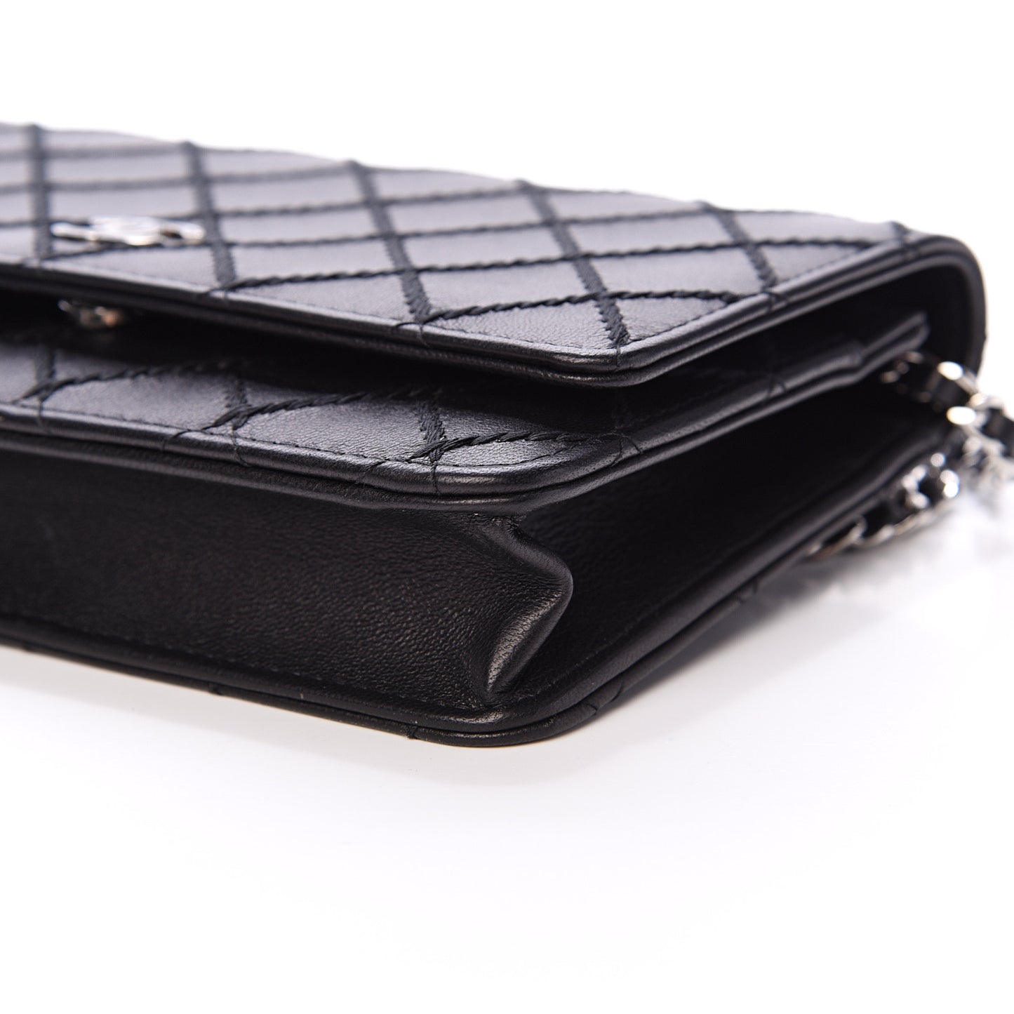 Calfskin Whipstitch Wallet On Chain WOC Black