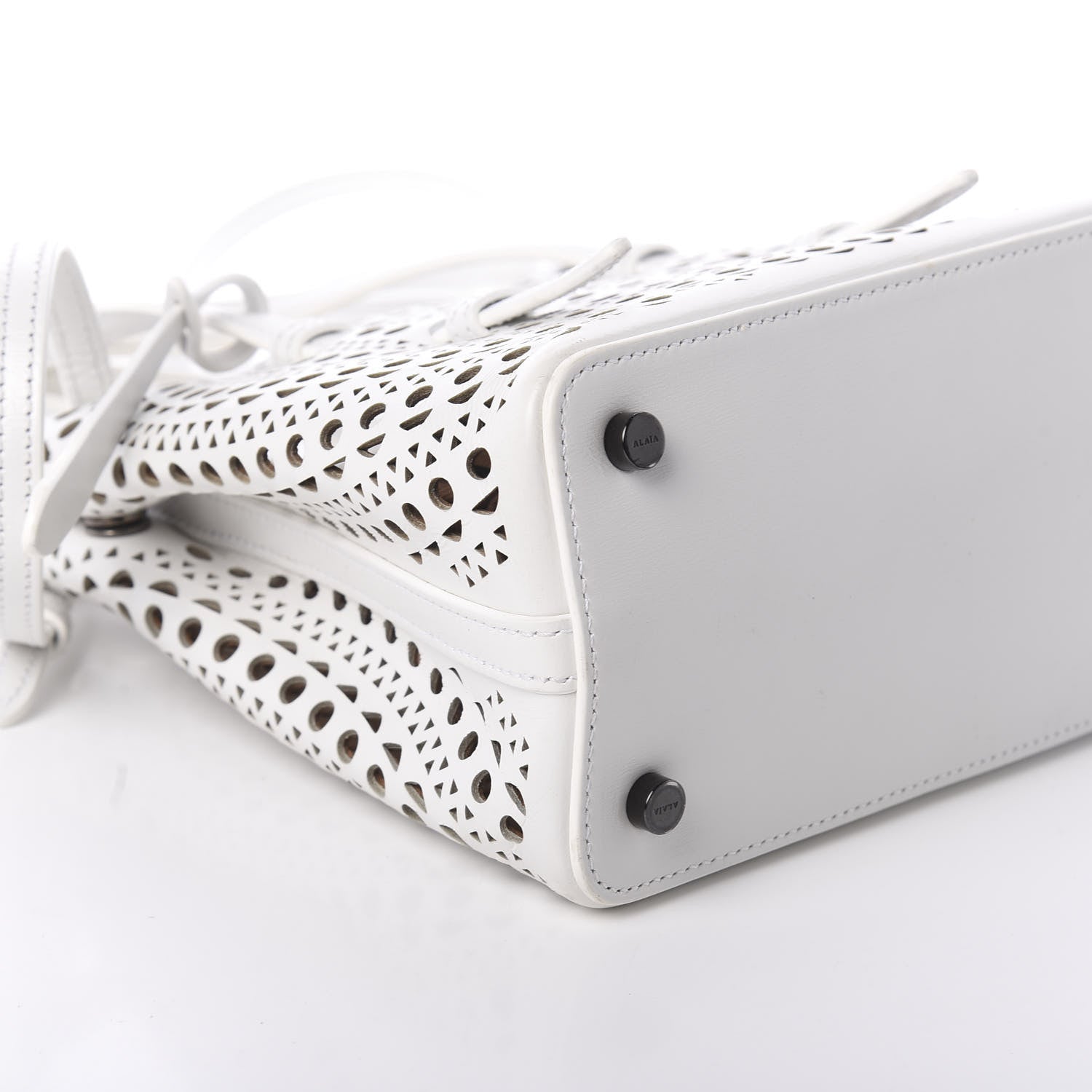 Alaia Calfskin Vienne Mina 20 Bag White 8 of 11