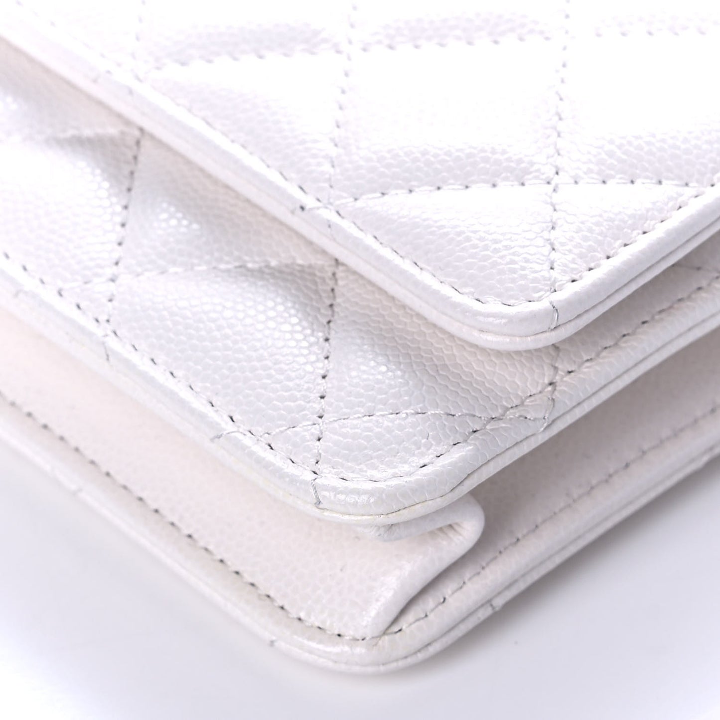Caviar Quilted My Everything Wallet On Chain WOC White