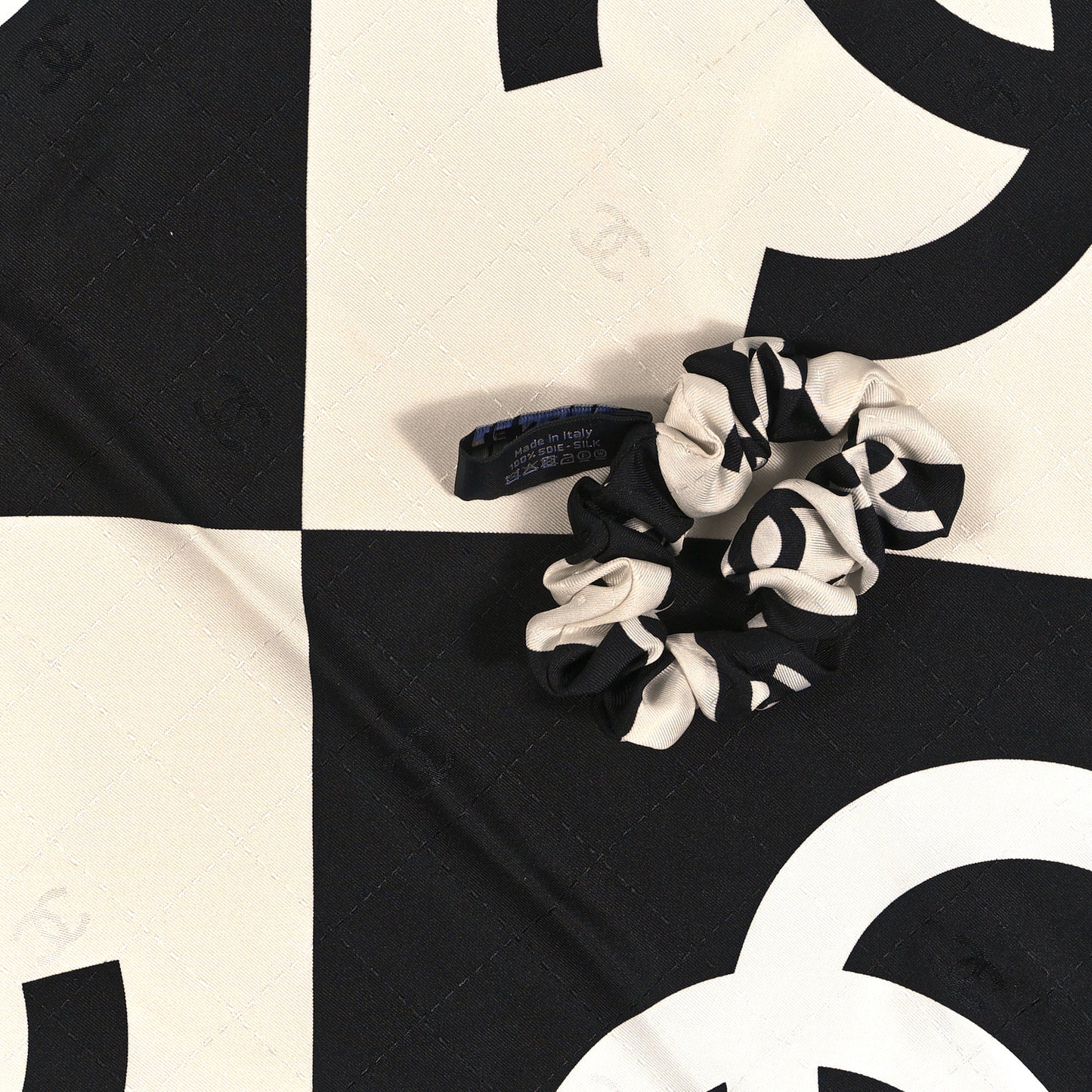 Silk Twill CC Square Scarf Hair Tie White Black