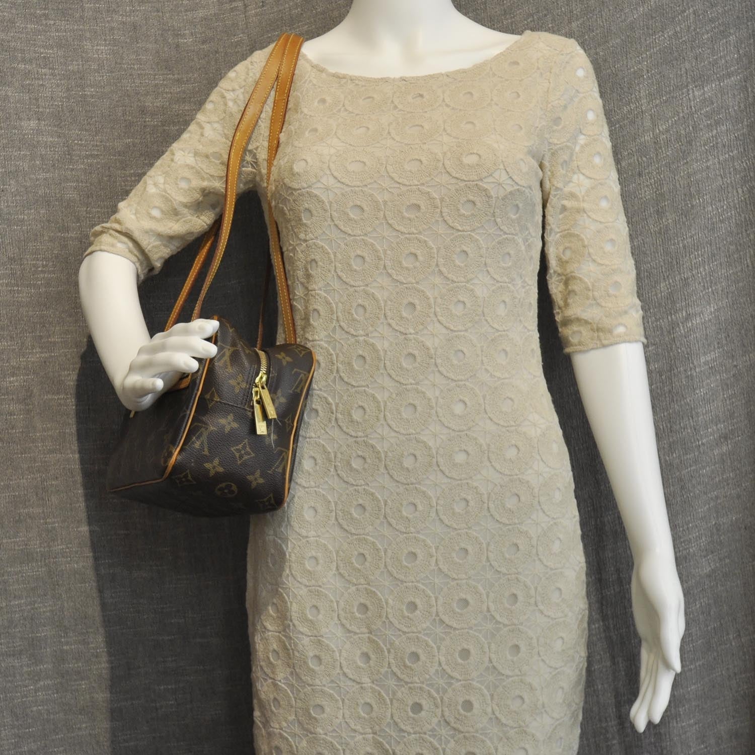 Louis Vuitton Monogram Cite MM 2 of 8