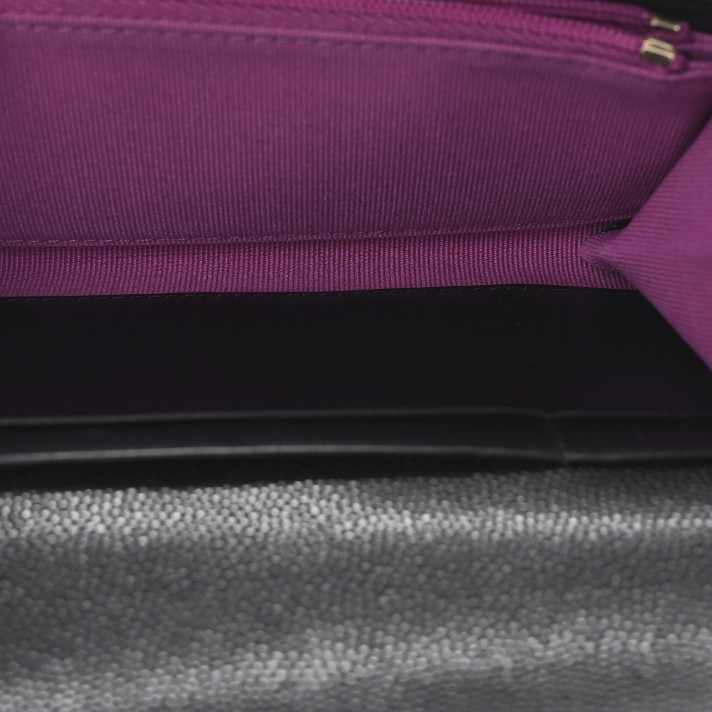 Caviar Quilted Textured CC Flap Wallet Black