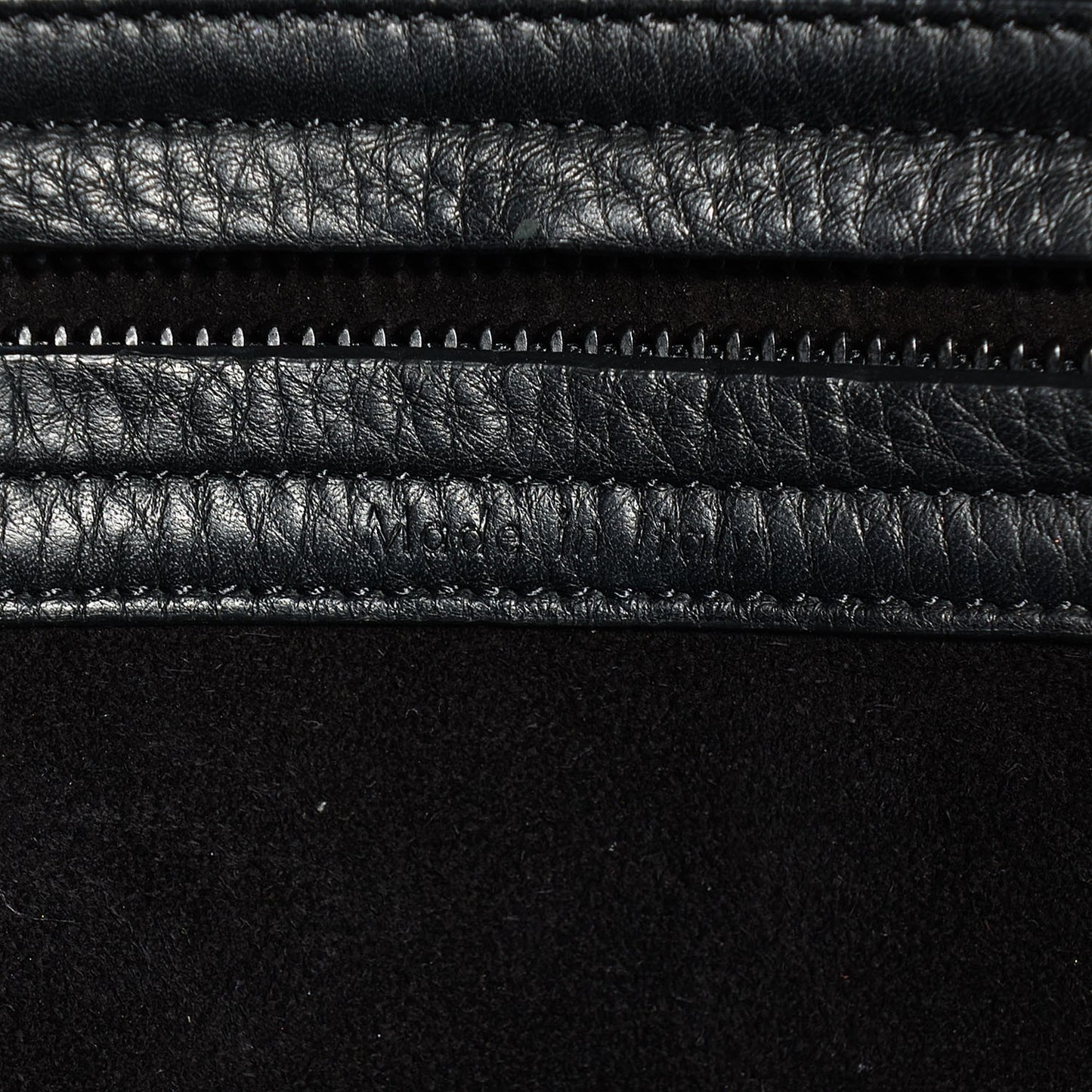 Supple Calfskin Medium Phantom Luggage Black