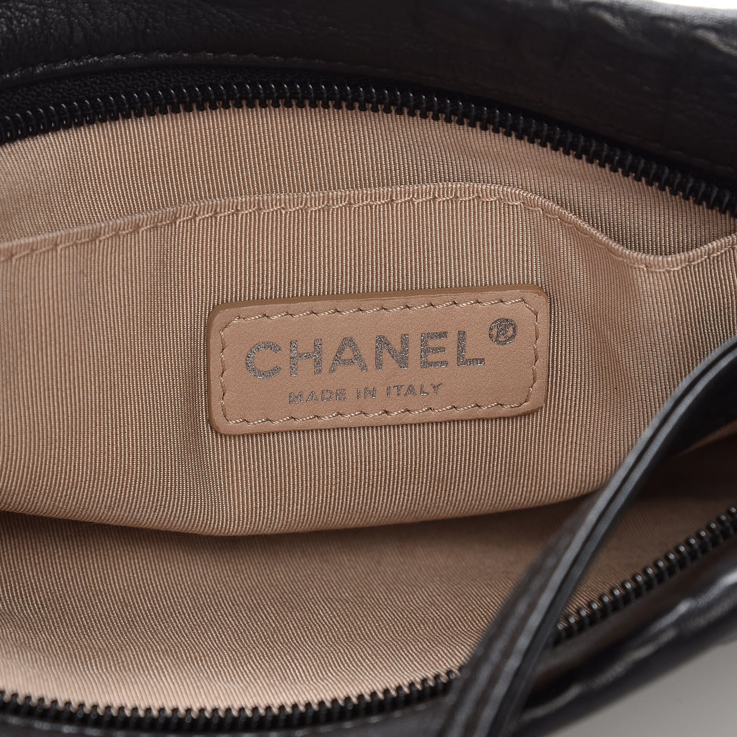 Calfskin Unlimited Shoulder Bag Black