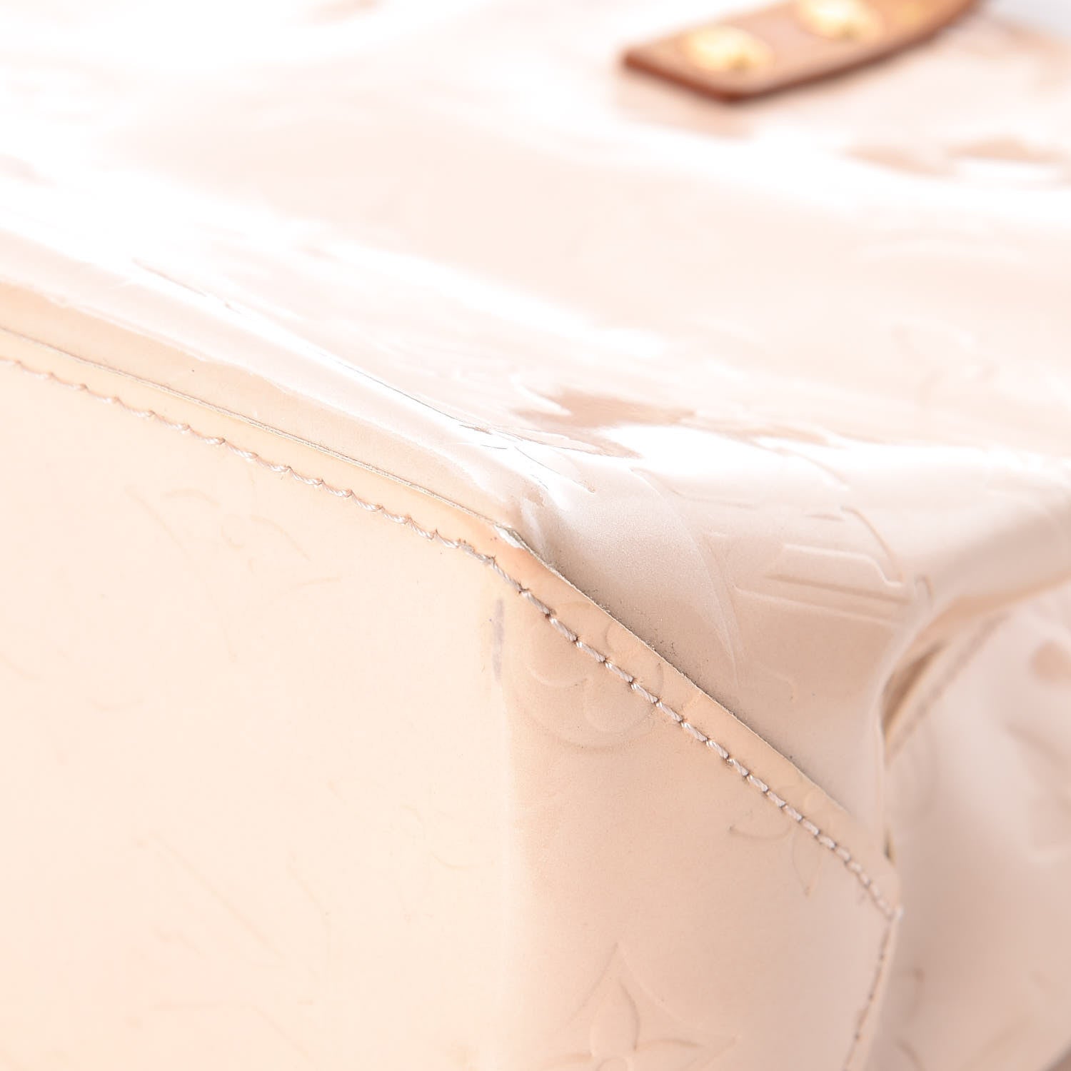 Louis Vuitton Vernis Reade PM Marshmallow 9 of 14