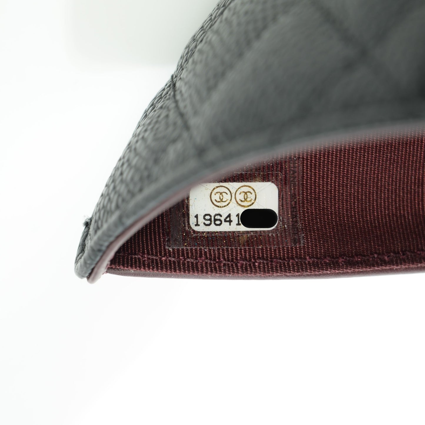 Caviar Quilted Zipped Pocket Wallet Black