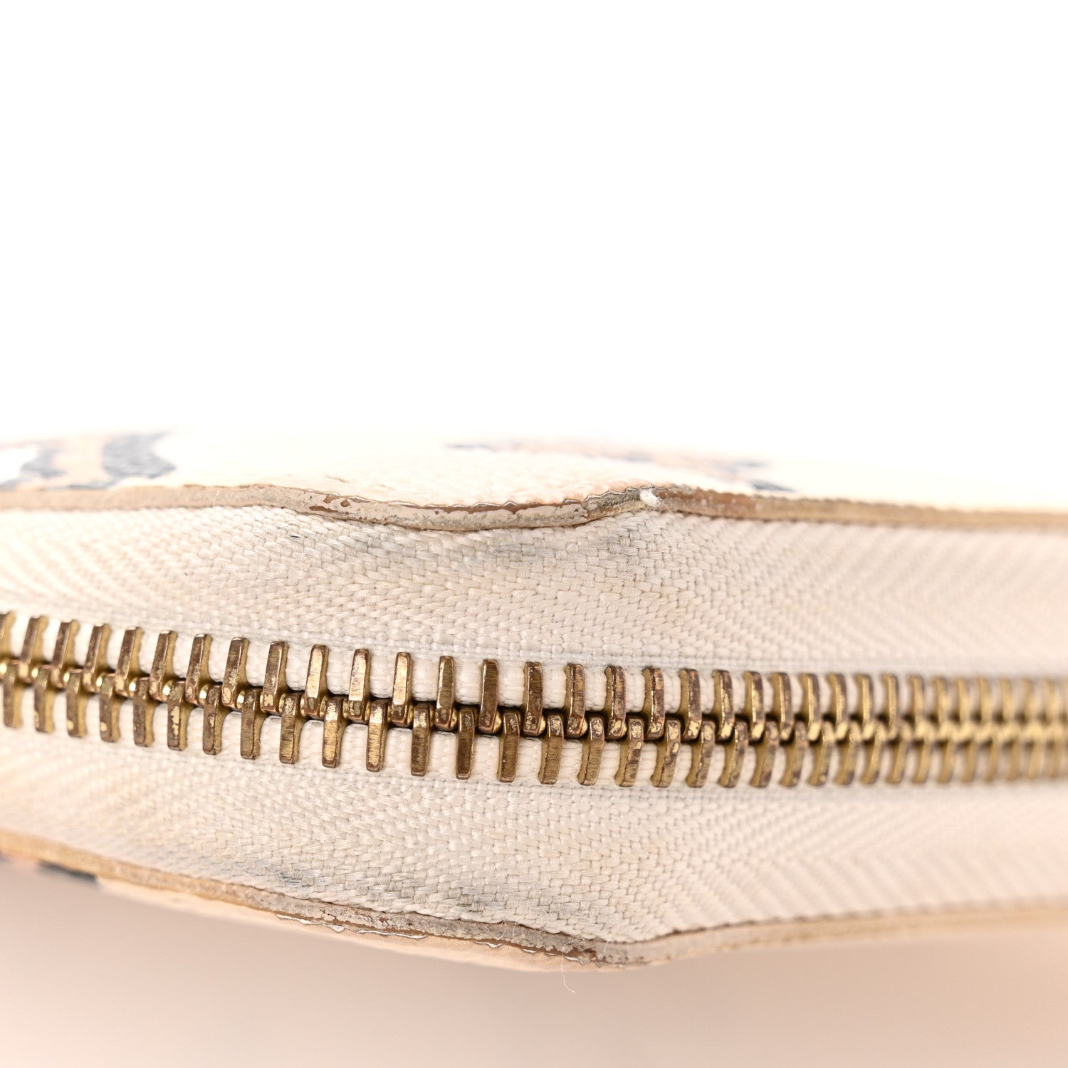 Louis Vuitton Monogram Giant Wild At Heart Zippy Wallet Creme 11 of 12
