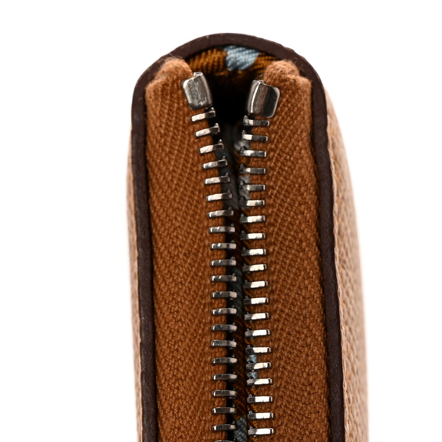Epsom Silk'In Compact Wallet Sesame