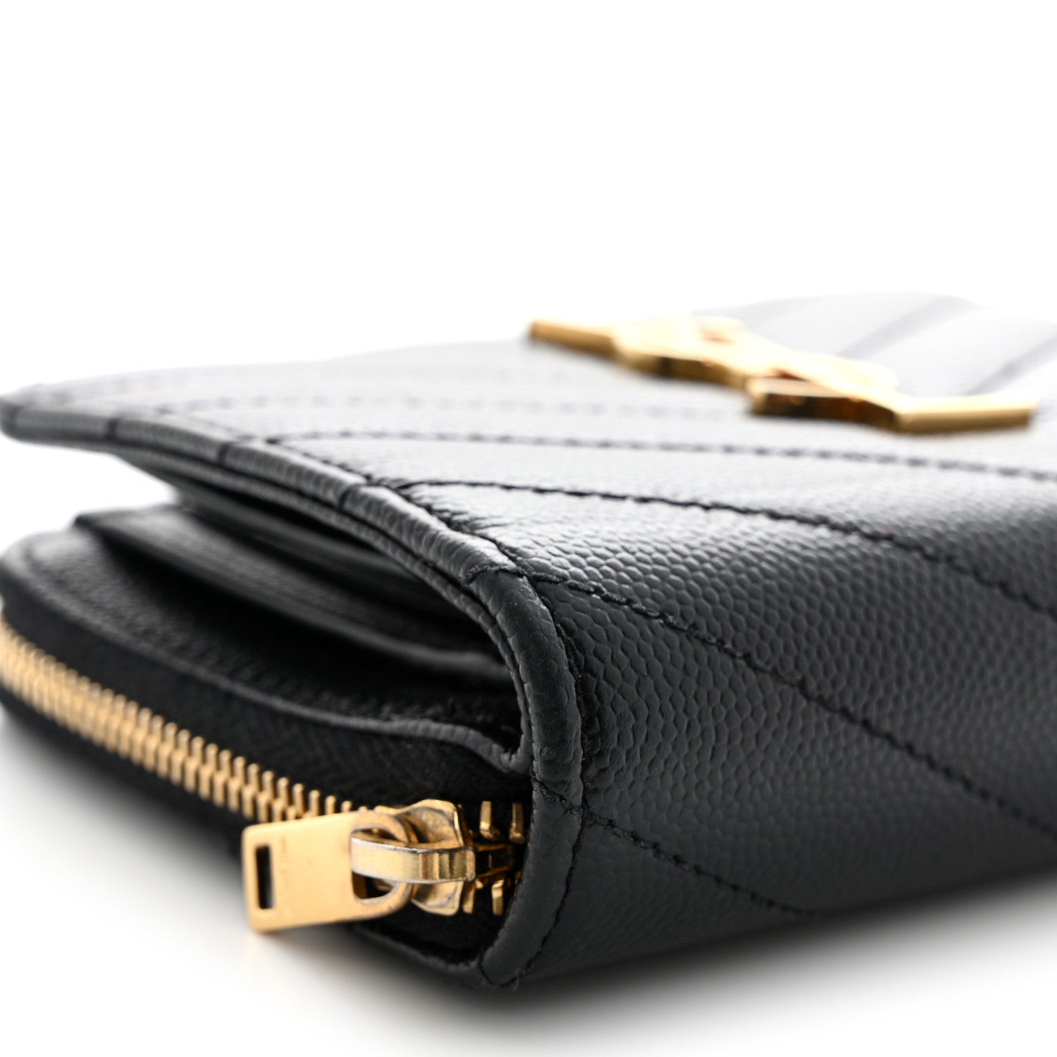 Saint Laurent Grain De Poudre Matelasse Chevron Monogram Compact Zip Around Wallet Black 9 of 11
