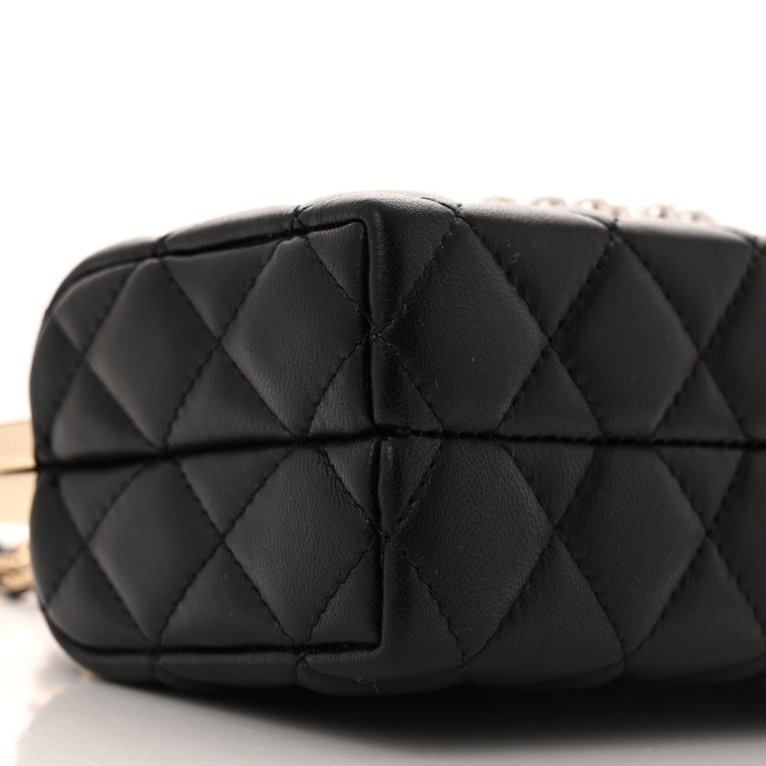 Chanel Lambskin Quilted Pearl CC Vanity Case Black 10 of 12