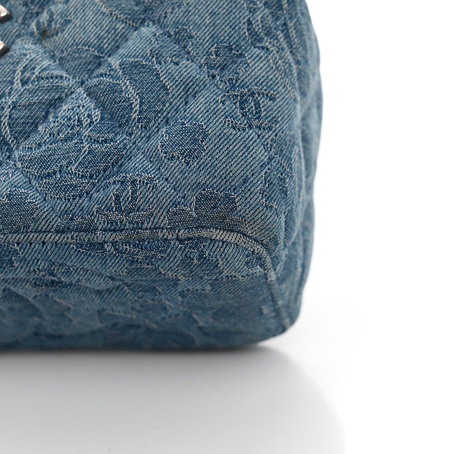 Chanel Denim Quilted Sweetheart Small Vanity Case With Chain Blue 11 of 14