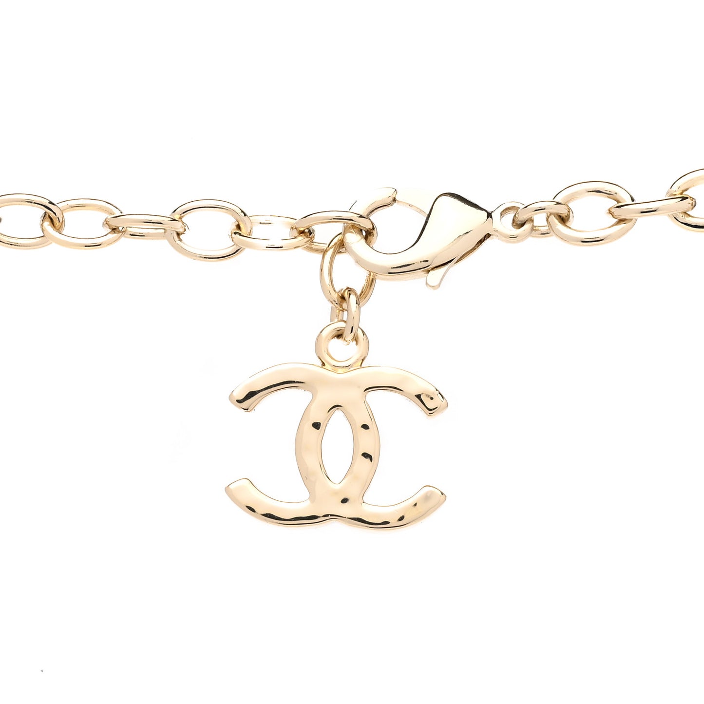 Metal CC Heart Turnlock Charms Choker Gold
