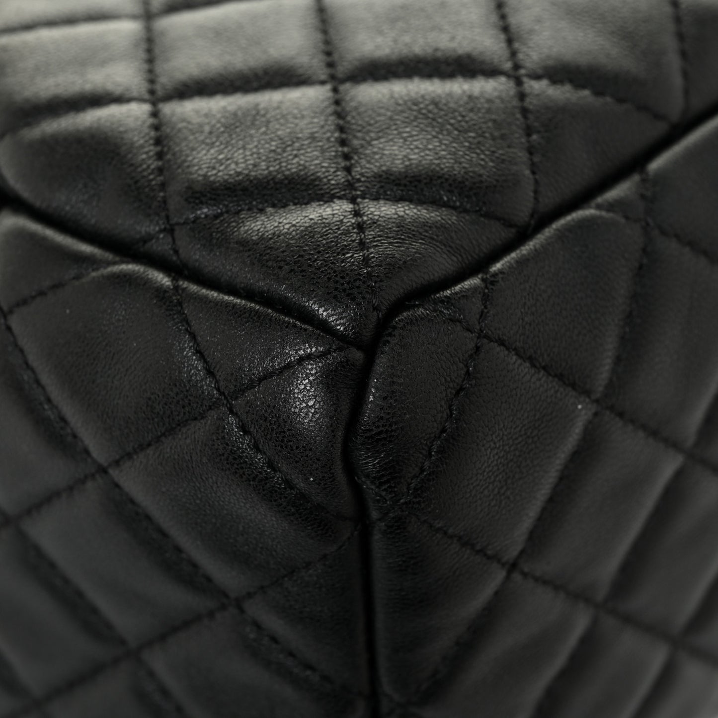 Lambskin Quilted Mini CC Chain Bucket Bag Black