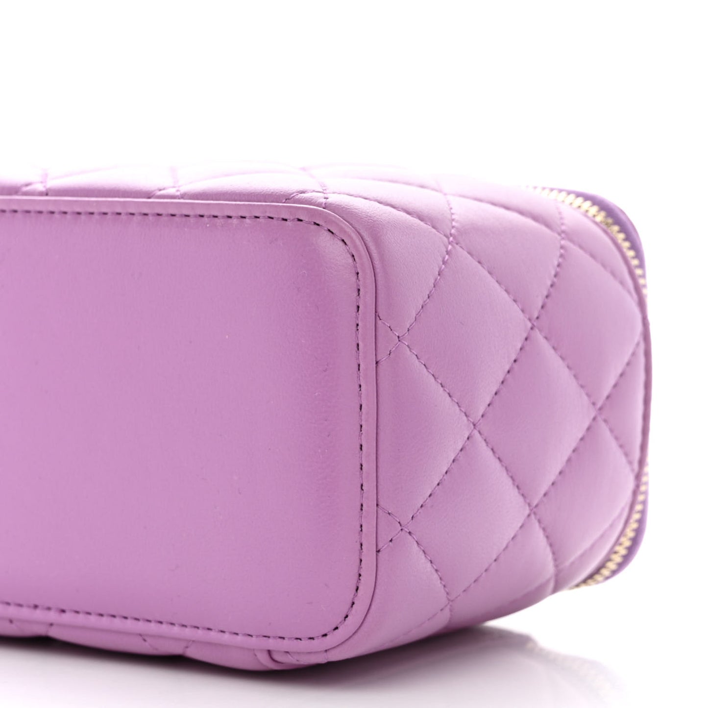 Lambskin Quilted Pearl Crush Small Vanity Case With Chain Purple