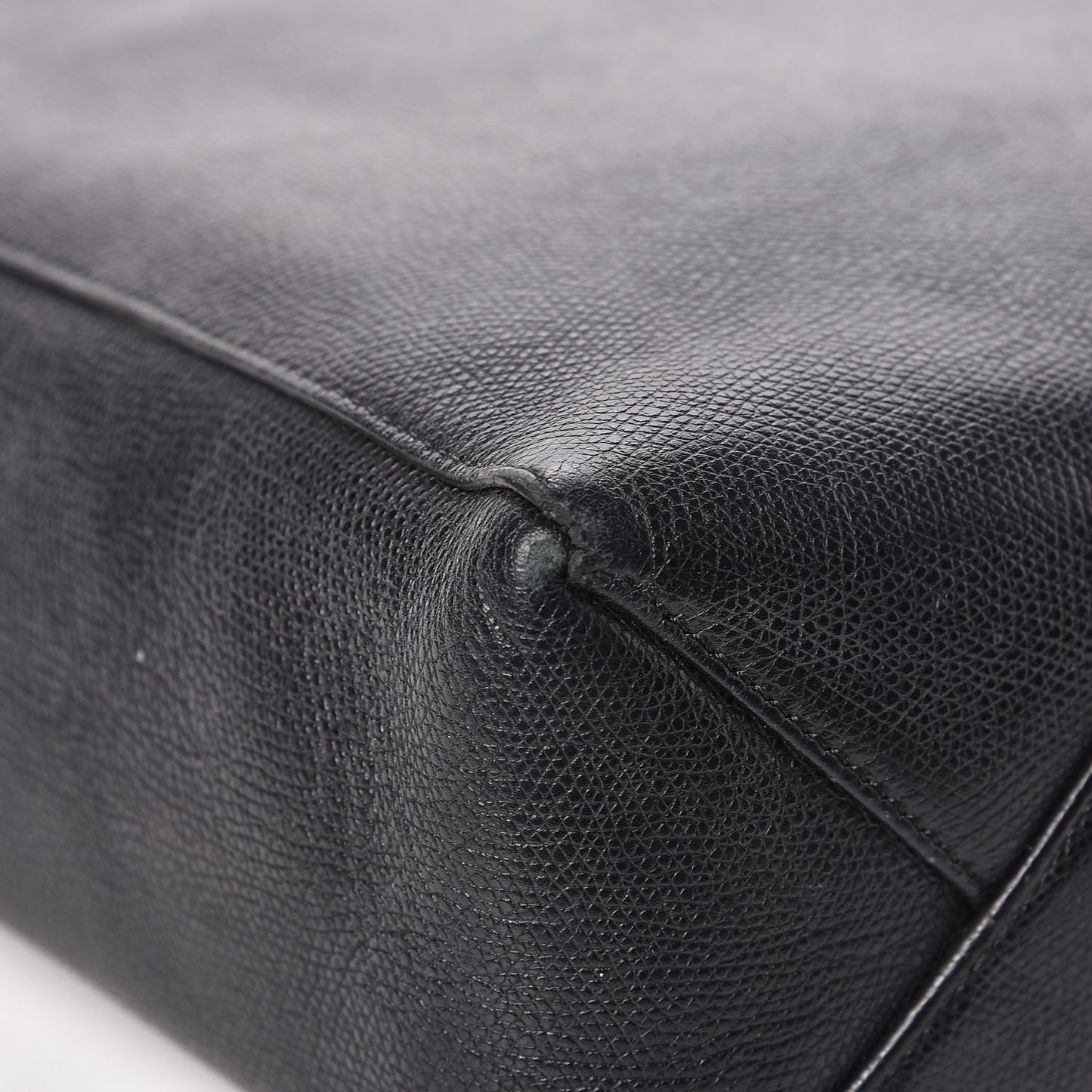 Grained Calfskin Small Vertical Cabas Black