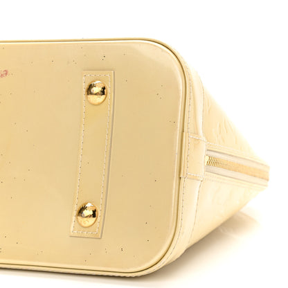 Louis Vuitton Vernis Alma PM Blanc Corail 10 of 21